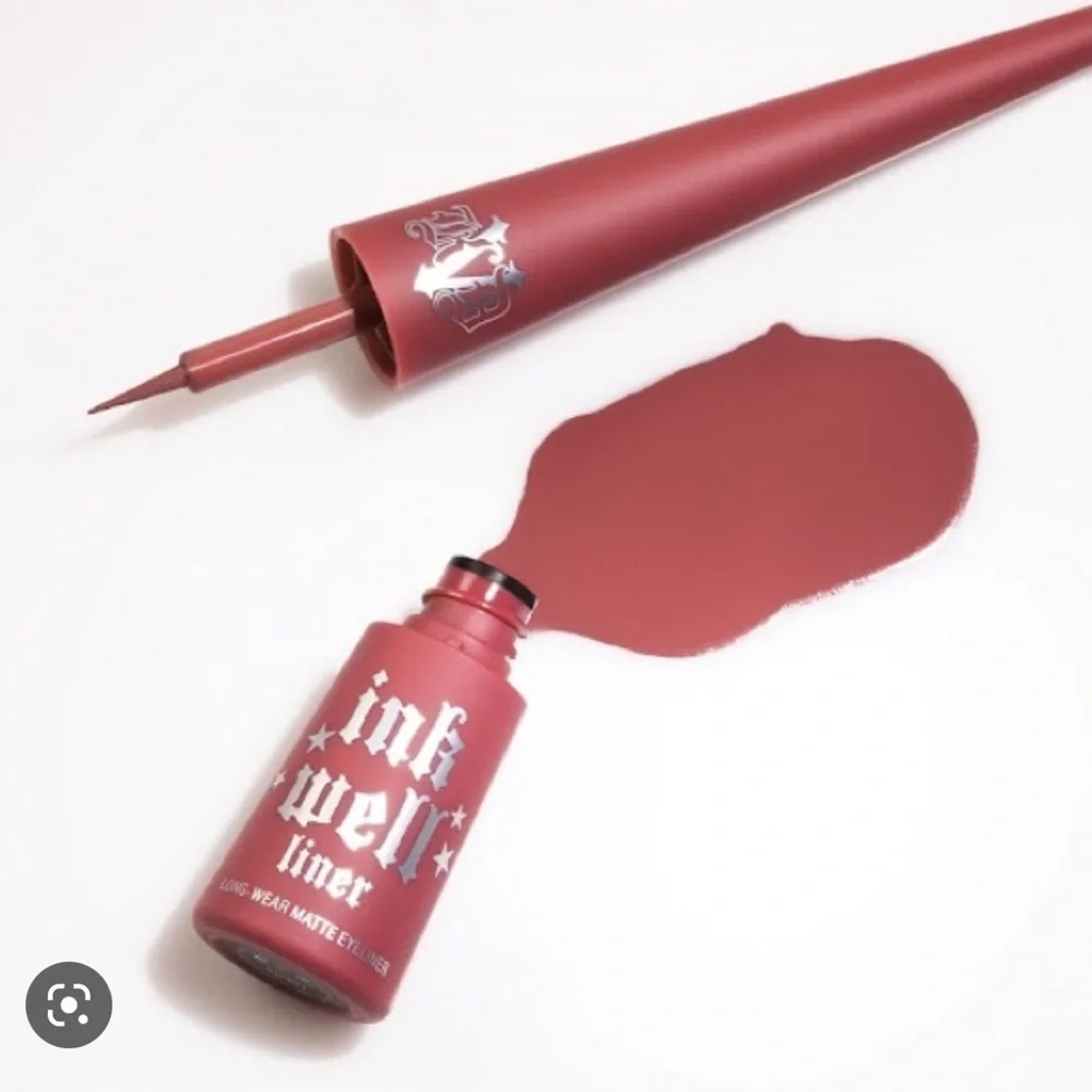 🍭🎭HP! Rare! KVD Lolita Ink Well Liner